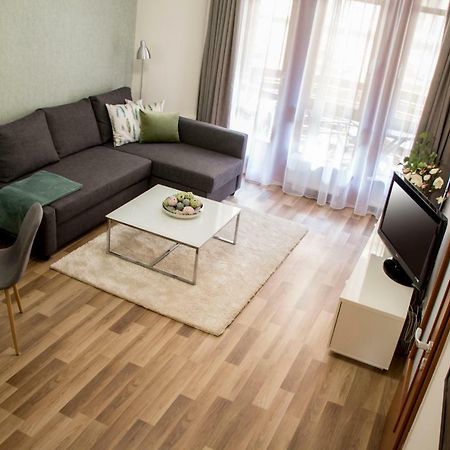 Don Quijote Apartment Будапеща Екстериор снимка