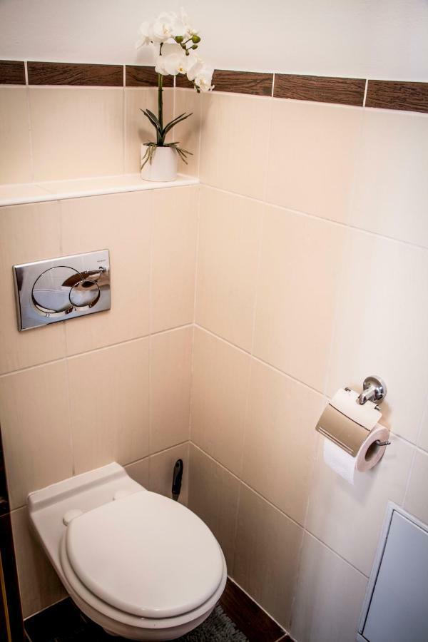 Don Quijote Apartment Будапеща Екстериор снимка